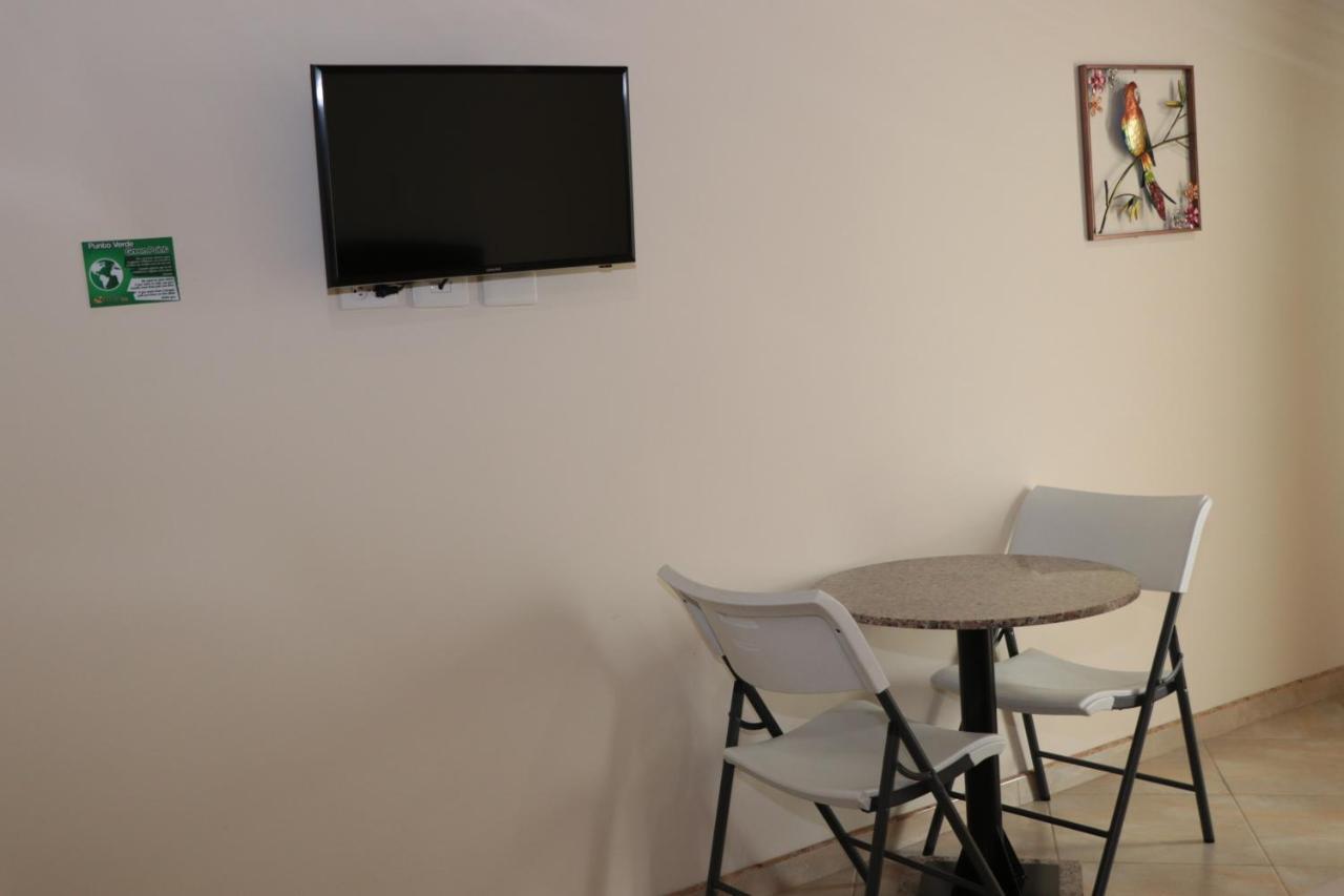 Hoteles Bogotá Inn Santa Bárbara Usaquén Bagian luar foto